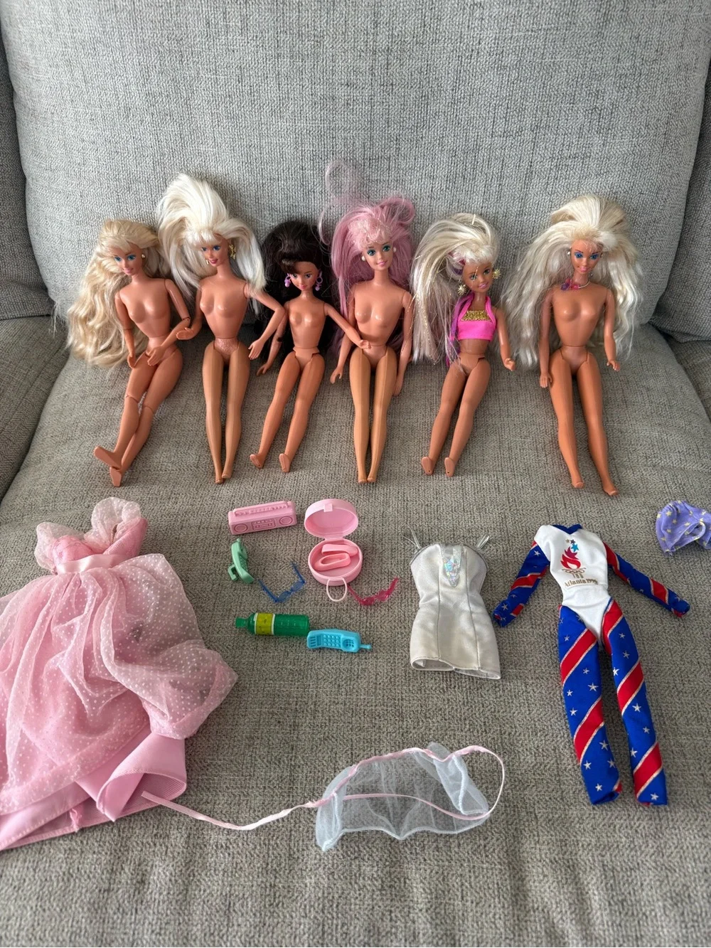 90’s Vintage Mattel Barbie Doll Lot and accessories